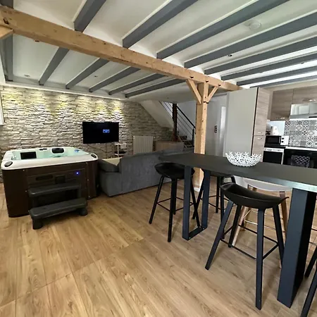 Maison Avec Jacuzzi Maisdon-sur-Sevre